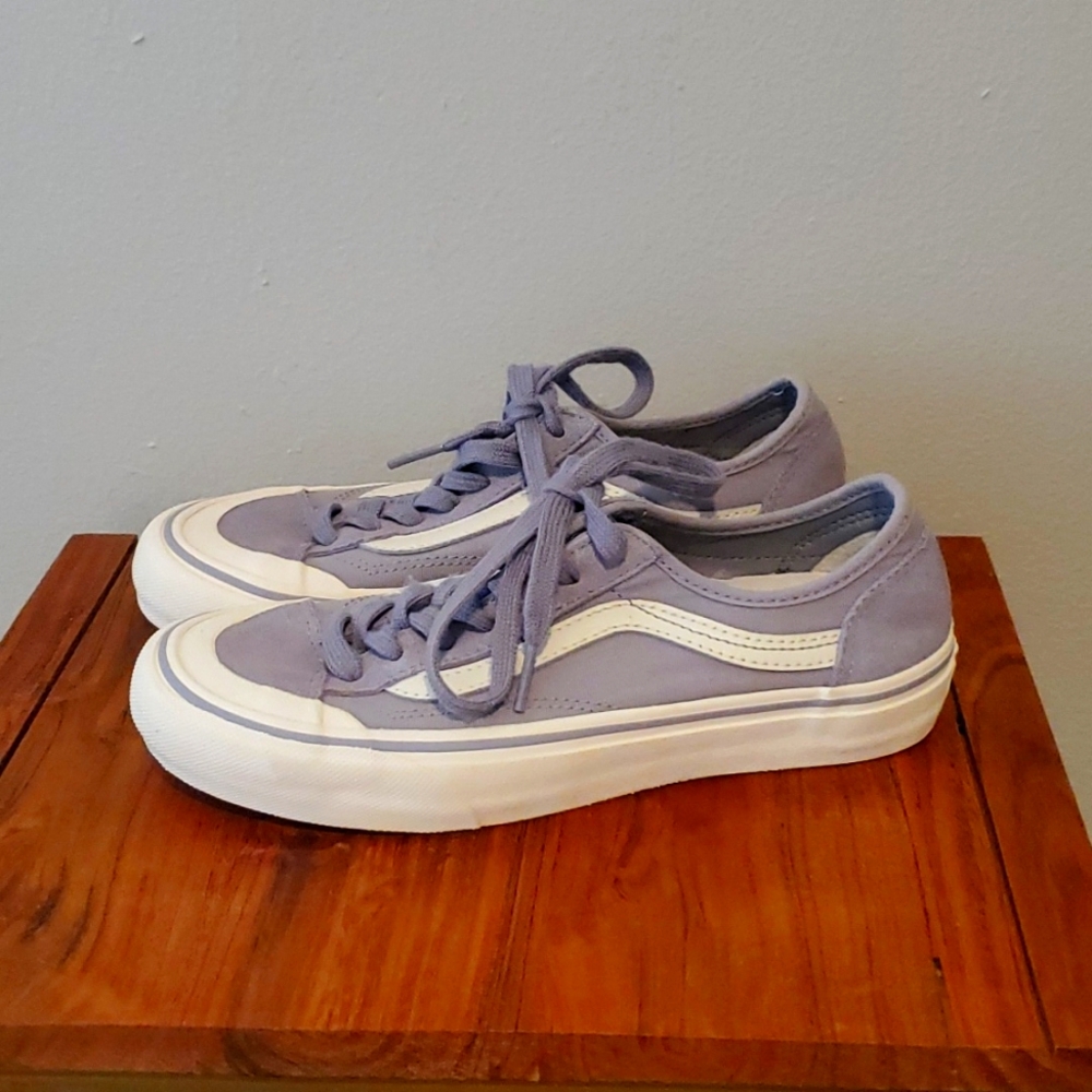 Vans Purple Old Skool shoes